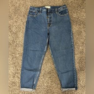 Abercrombie & Fitch The Mom High Rise Buttonfly Raw Hem Crop Jeans, Size 29